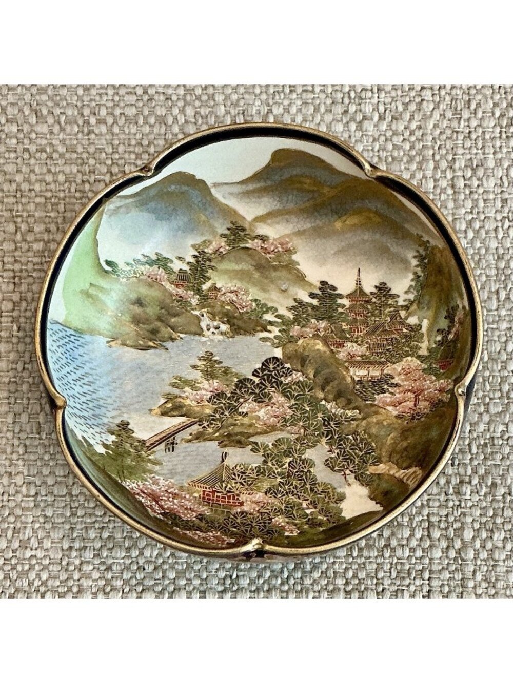 Koshida Satsuma Meiji Landscape Lobed Bowl Pagoda Cobalt 4.75"